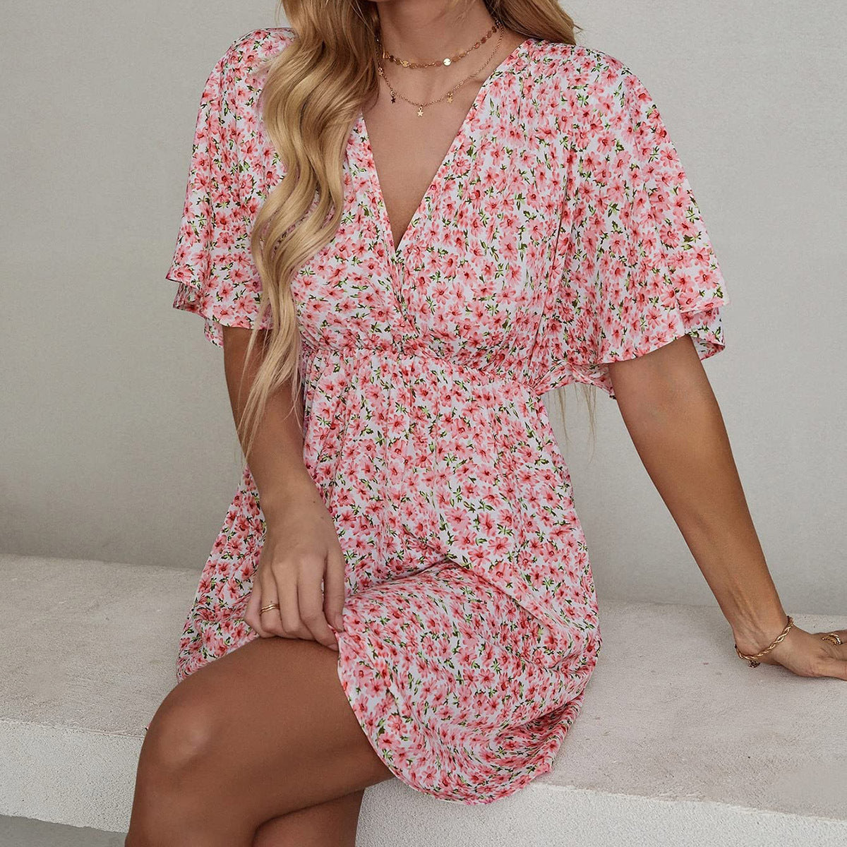 2024 Europe and the United States spring and summer new women's dress print V-neck short-sleeved casual loose dress women