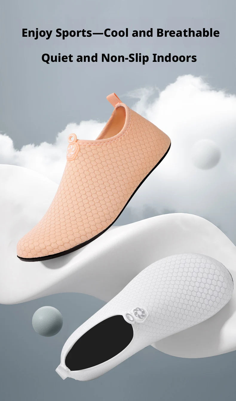 Black Water Shoes Unisex Quick Dry Non-Slip Aqua Shoes Breathable Beach Swimming Diving Wading Sneakers for Men Women Outdoor Sp