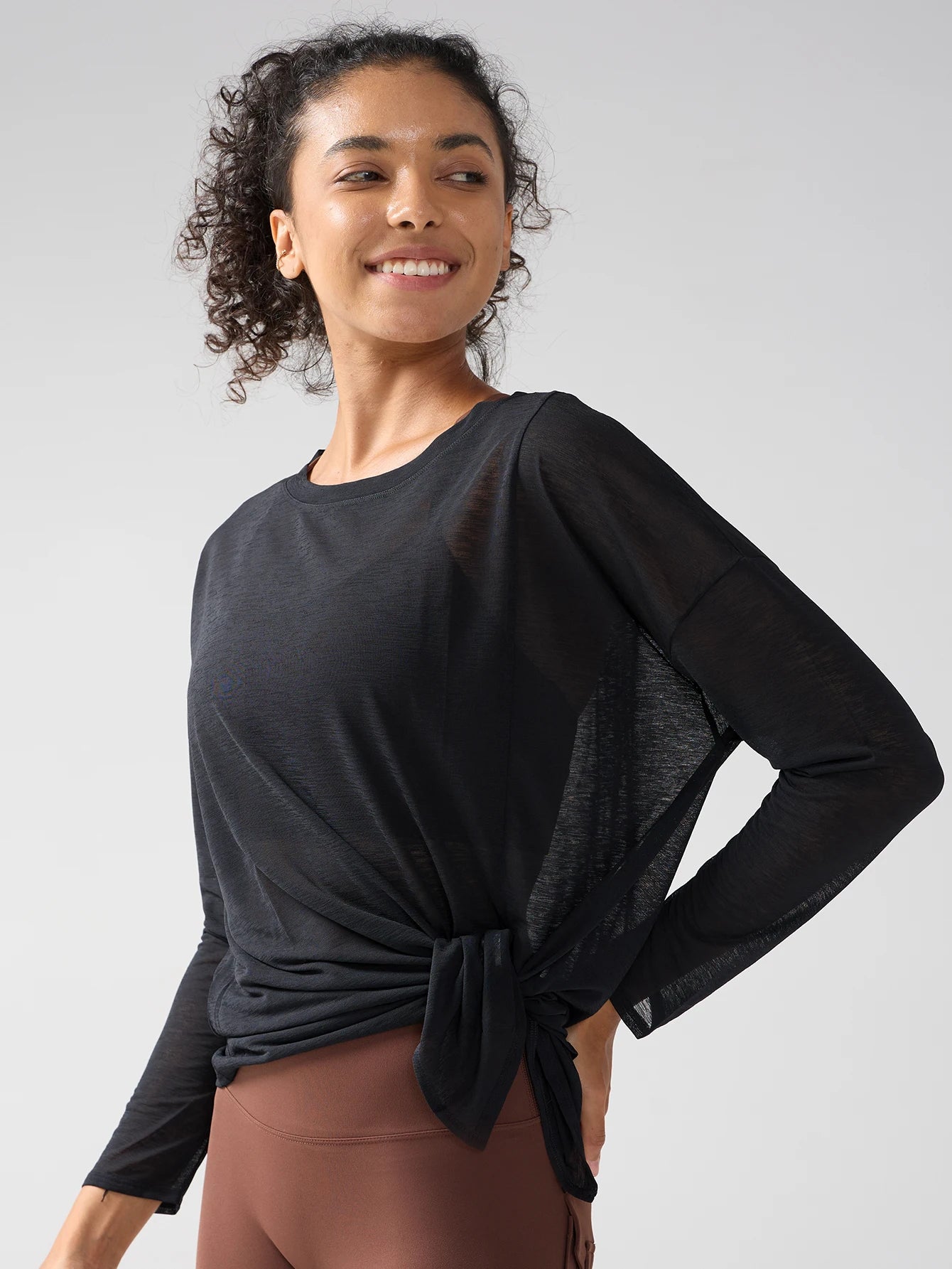 Fashion Women's Breathable Loose Quick Drying Long Sleeve Yoga Shirts Slimming Side Slits Leisure Running Fitness Cycling Tops