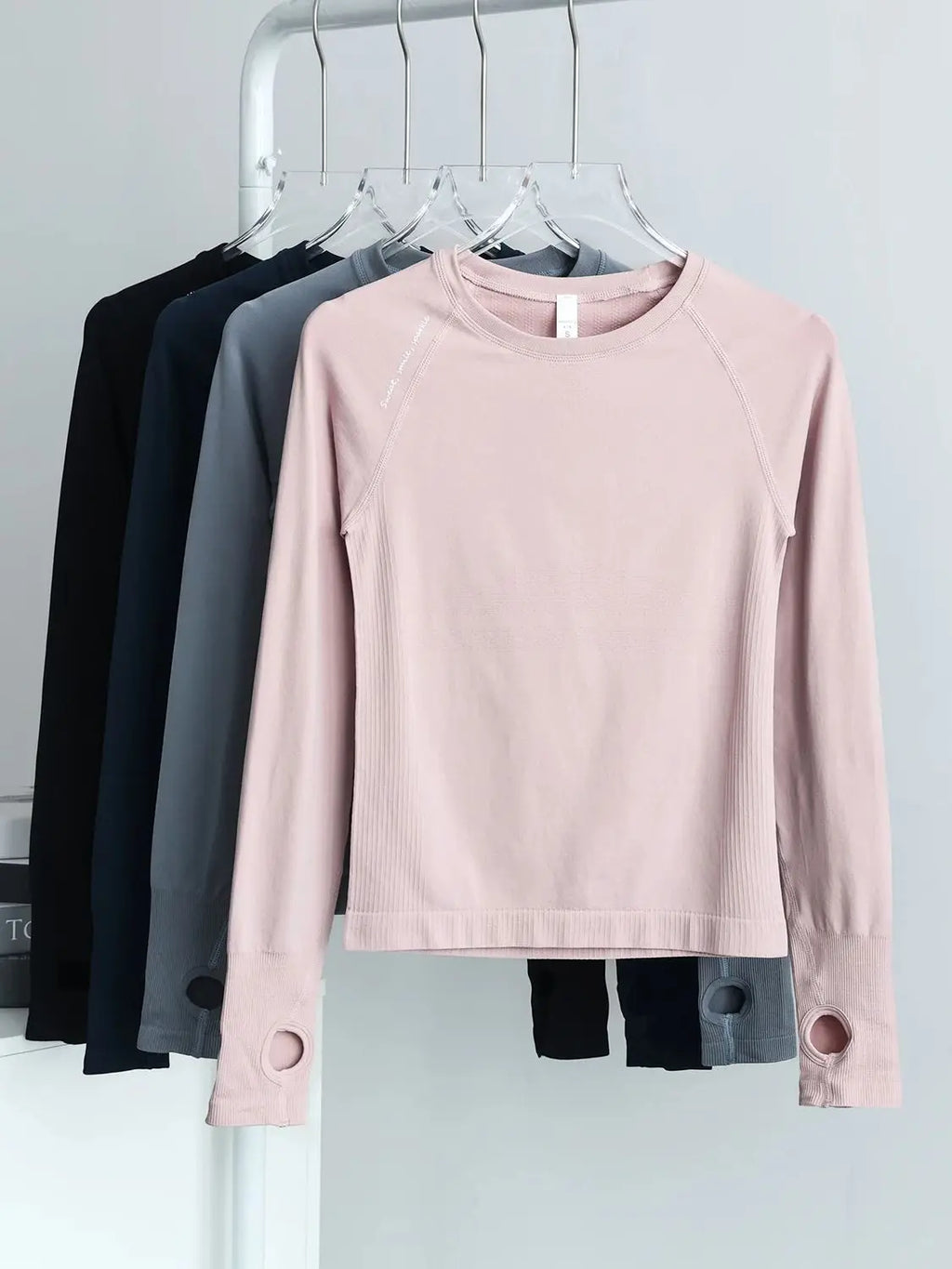Women's Outdoor Sports Shirt Yoga Wear Fitness T-Shirt Running Workout Tops T-shirt Female Sportswear Exercise Gym Clothing