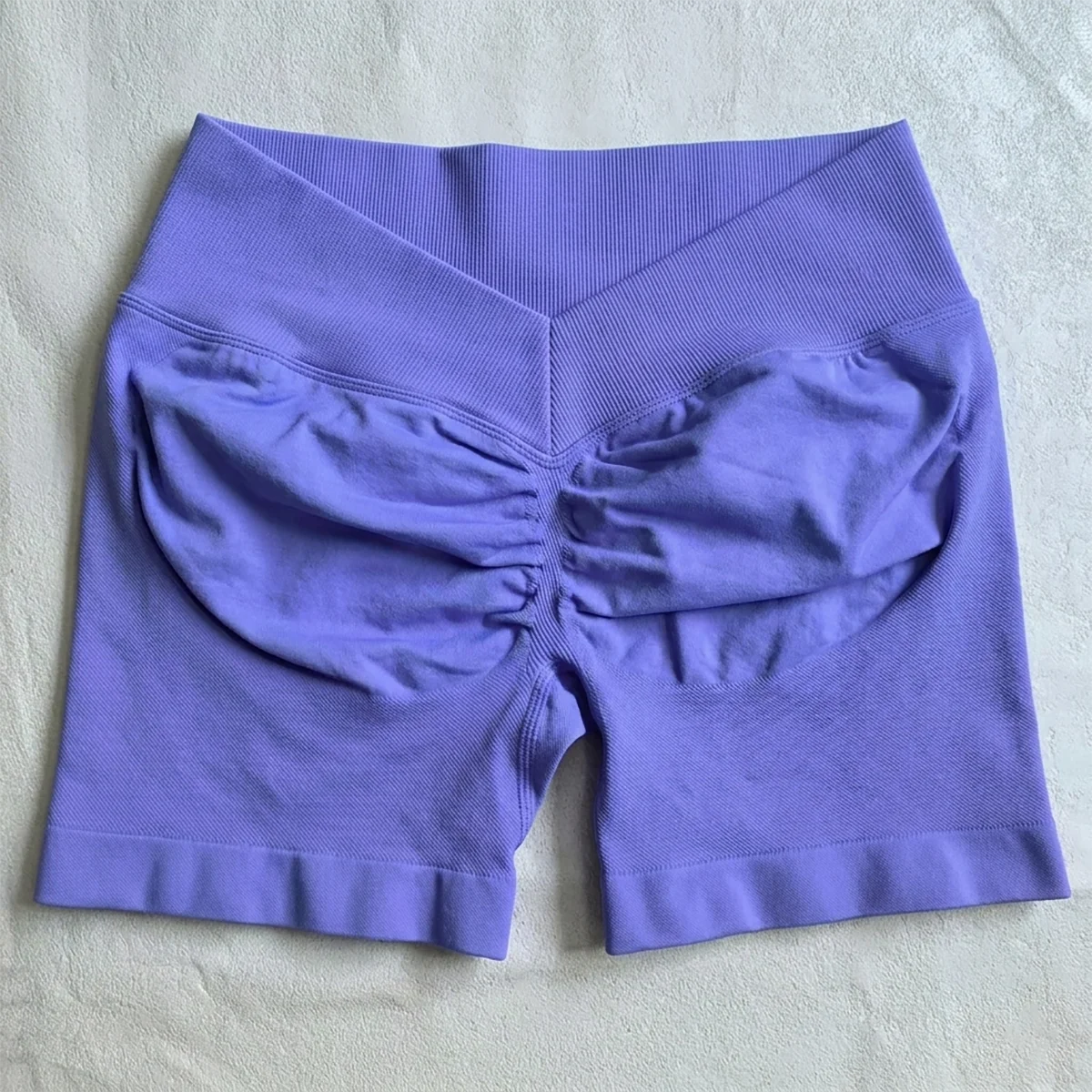 Back Scrunch Shorts Women Seamless V-Back Waist Line Scrunch Booty Shorts Fitness Workout Running Yoga Gym Shorts