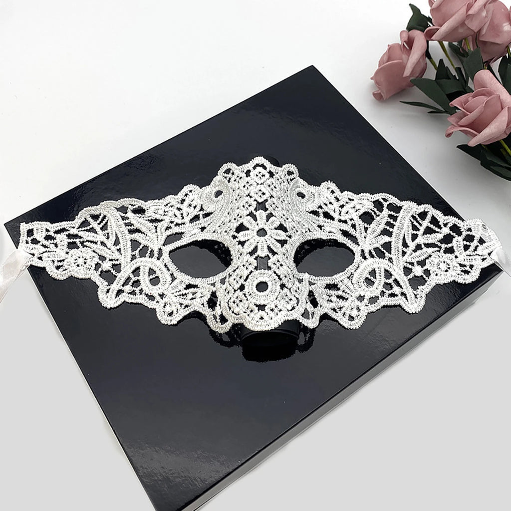 Women Carnival Mask Hollow Lace Masquerade Face Mask Princess Prom Party Props Black Eye Mask Halloween Costume for Women