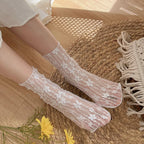 Women's Harajuku Kawaii Ladies Breathable Transparent Floral Lace Socks Sweet Mesh Fishnet Socks Soft Funny Socks Hosiery
