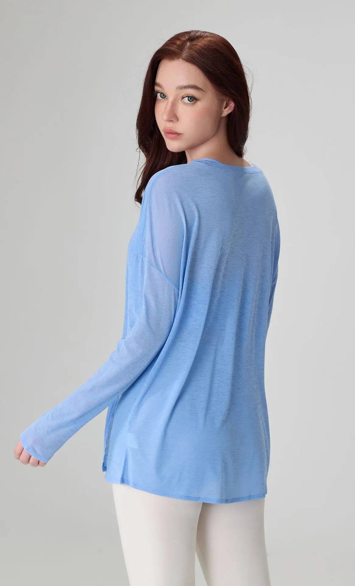 Breathable Long Sleeve Yoga Cover up Lightweight Quick Dry Running Top for Women Loose Fit Simple Sport Fitness Outdoor Leisure